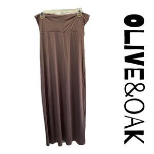 Olive & oak Maxi slip on skirt NWT
